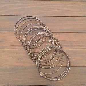 Silver slinky Stella and dot bracelet
